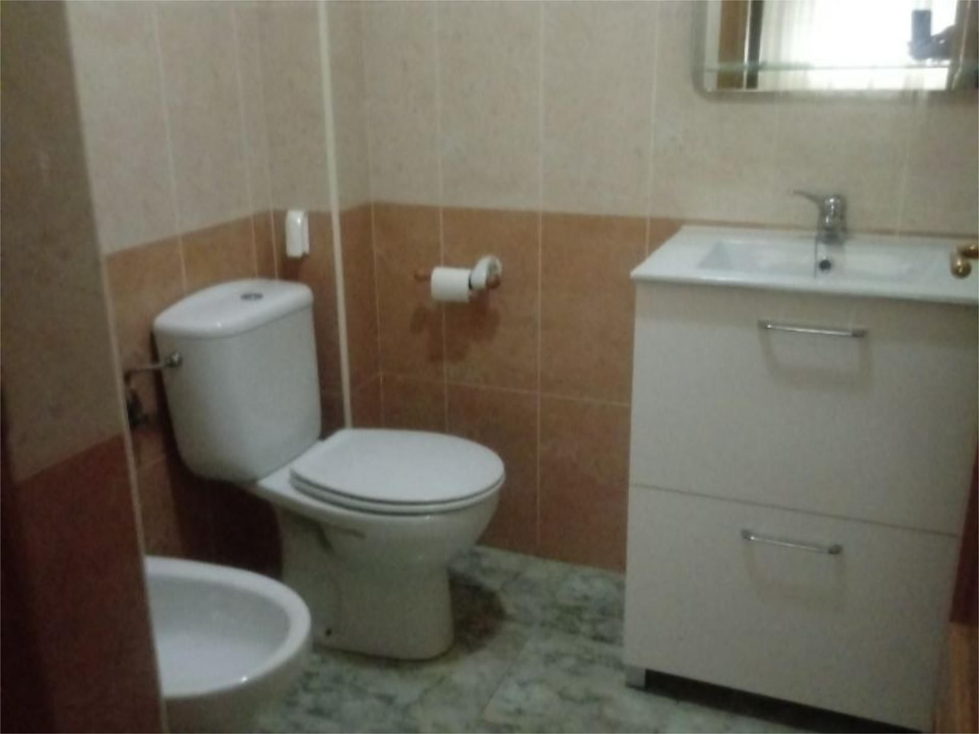 Piso en  Calle Villa Cisneros 5 - Foto 12