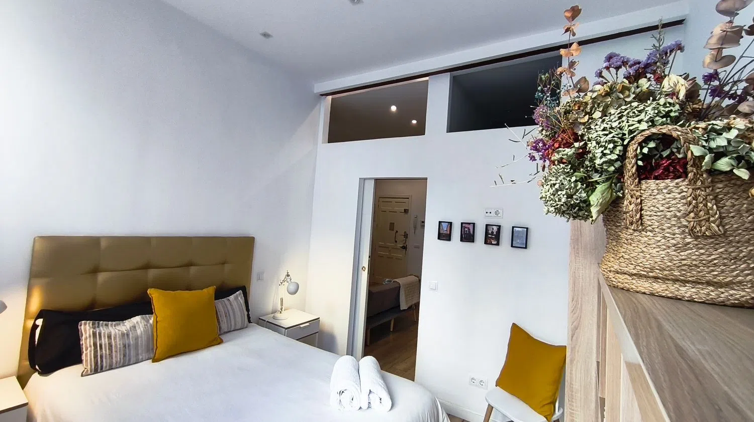 Piso en calle de Alejandro Saint Aubin, 11 - Foto 2