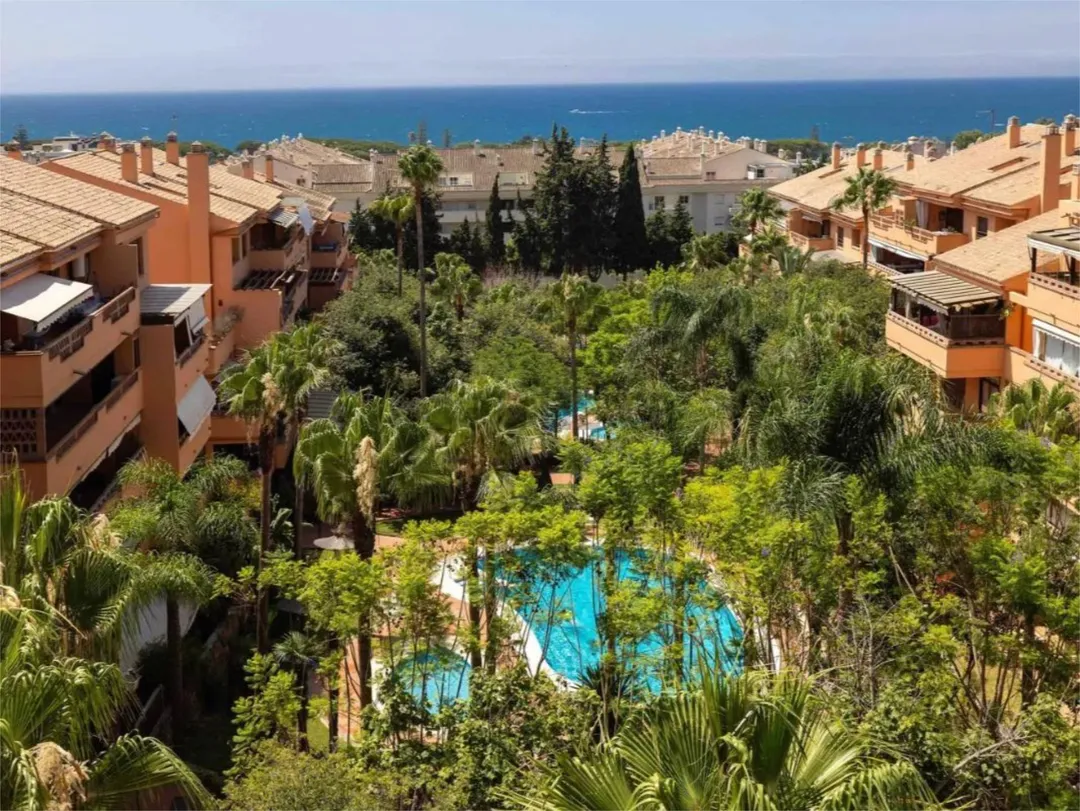 Piso en  Avenida Conde Rudi 2 - Foto 3