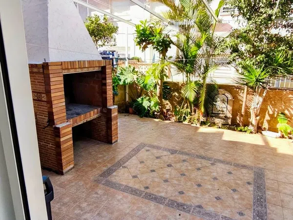 Chalet adosado en calle Consueta, 1 - Foto 1