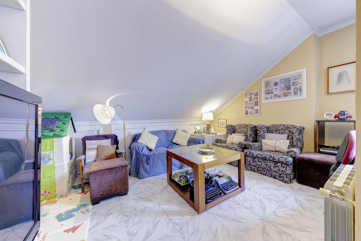 Chalet adosado en Barrio Valdezarza - Foto 34