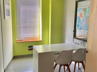 Local comercial en  Calle Mercedes Llopart 8 - Foto 18