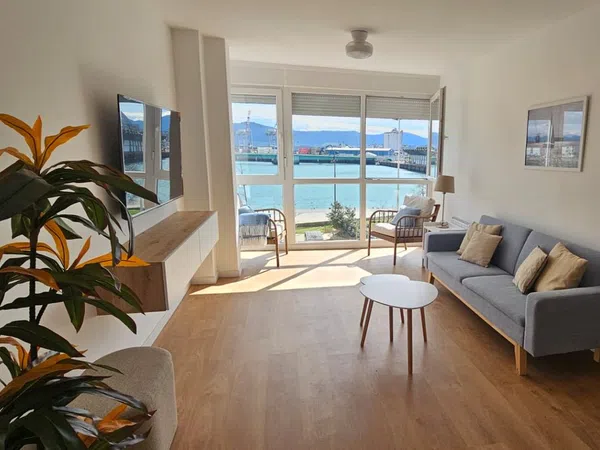 Piso en calle Marqués de la Hermida, 72