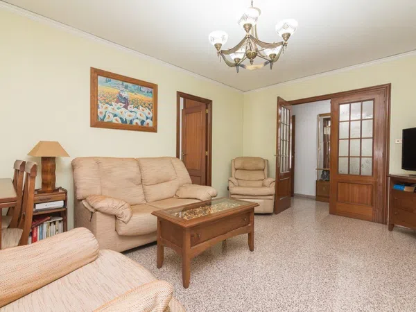 Piso en calle Esperidion Porta Requesens, 95 - Foto 2