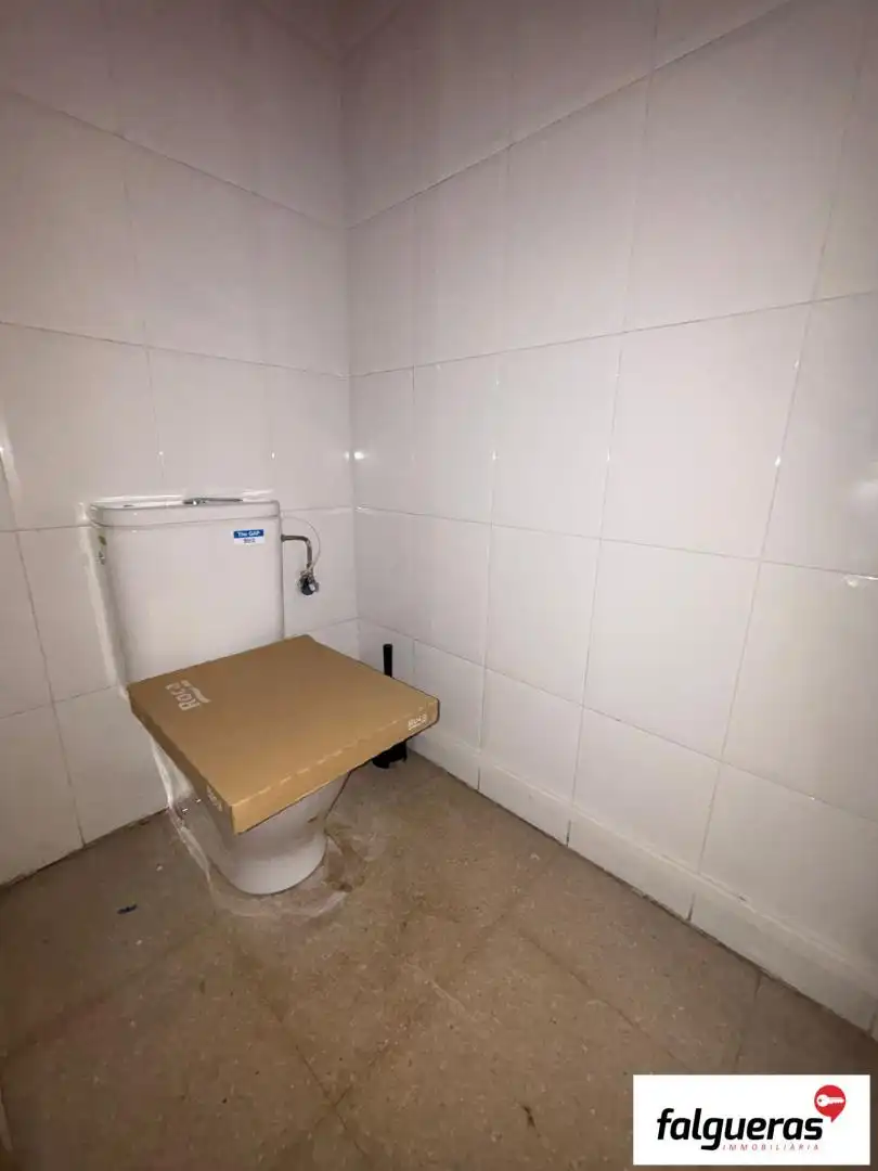 Local comercial en  Pi i Margall 36 - Foto 8