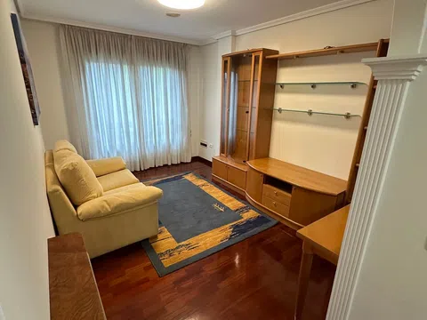 Piso en calle de Aragón, 54