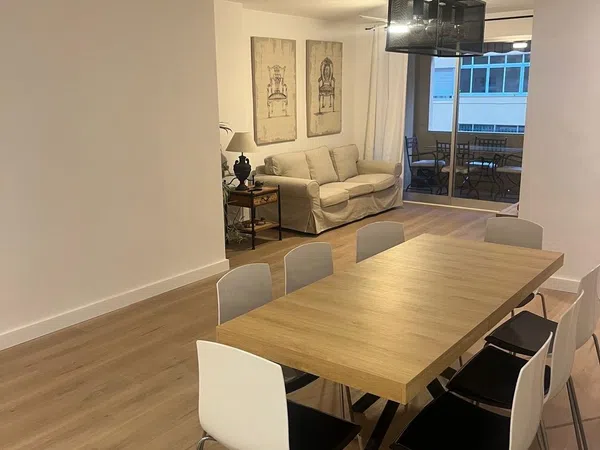 Piso en calle Armengual de la Mota, 37