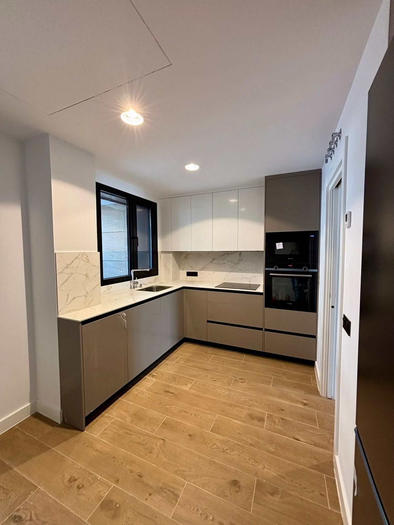 Piso en calle de Álvaro Siza, 1 - Foto 8