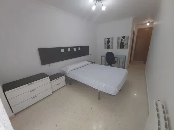 Piso en calle de Juan Jose López Laguarda, 22