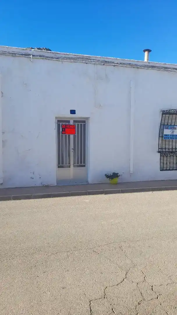 Planta baja en  Calle José García Galera 4 - Foto 9