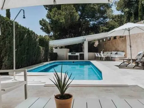 Chalet pareado en calle Serranía de Ronda, 26