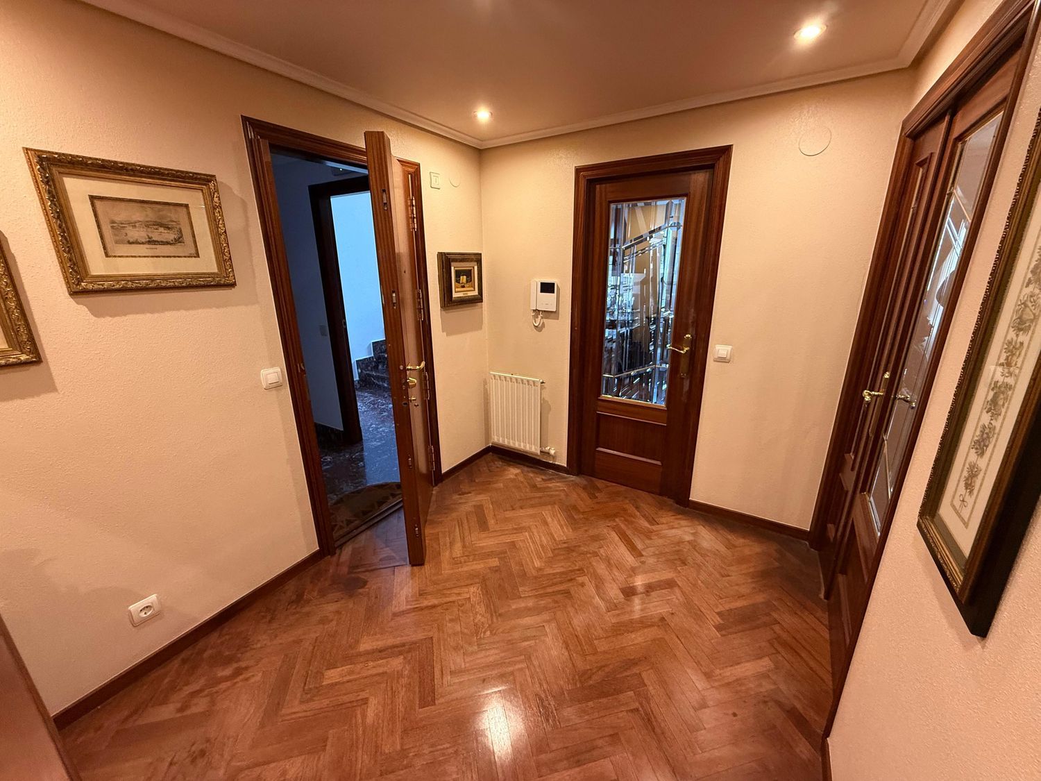 Piso en calle Heraclio Fournier, 19 - Foto 2