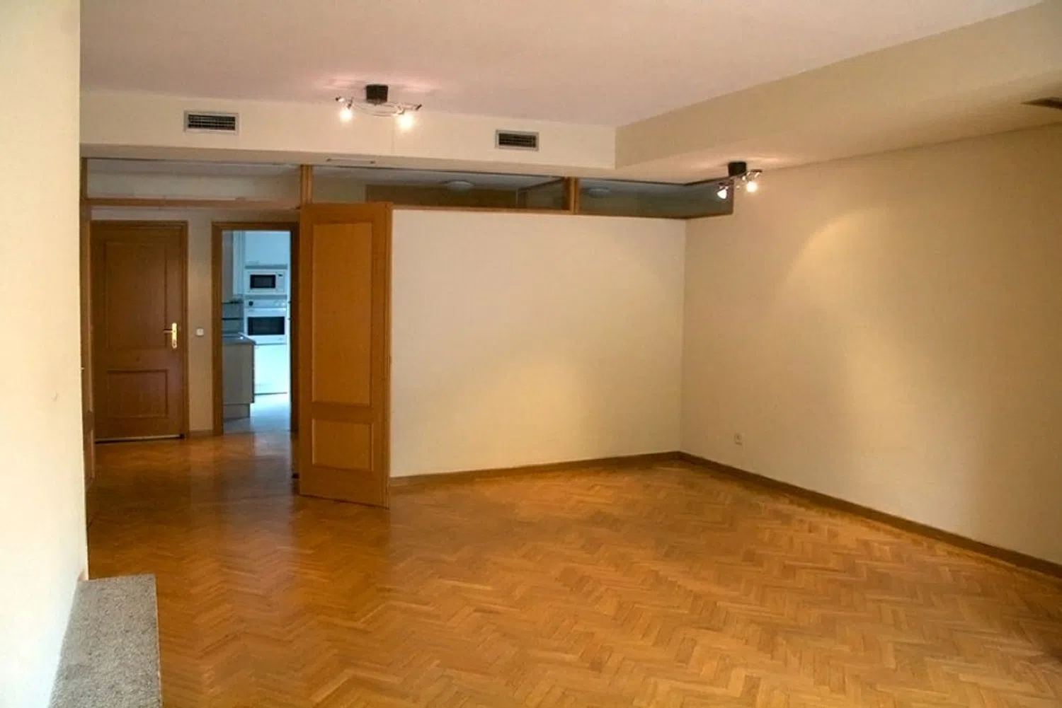 Piso en calle Tramontana, 26 - Foto 2