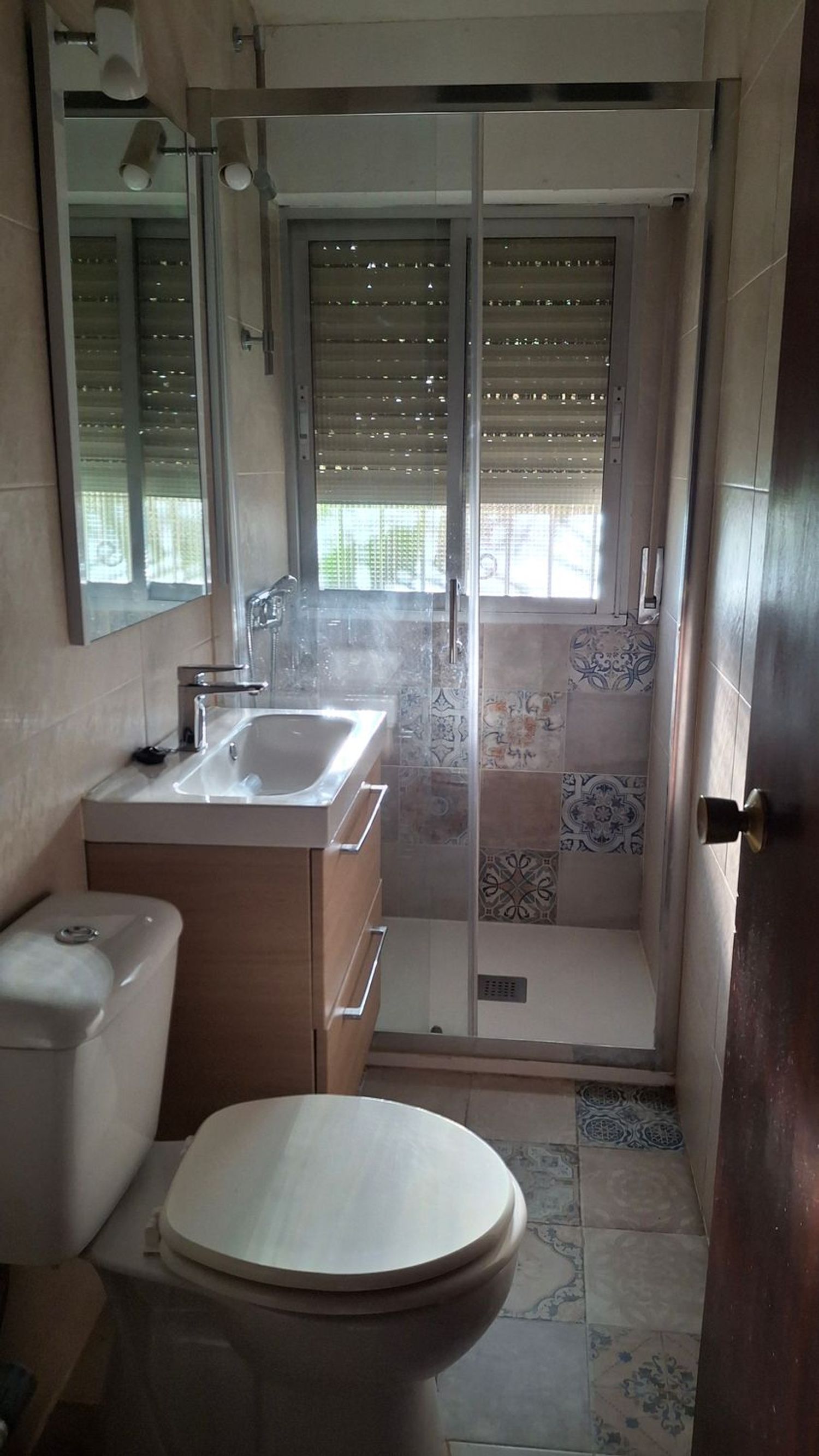 Chalet adosado en calle de Sabadell, 191 - Foto 3