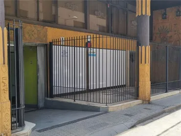 Local comercial en  Carrer Sant Pere 56 - Foto 1