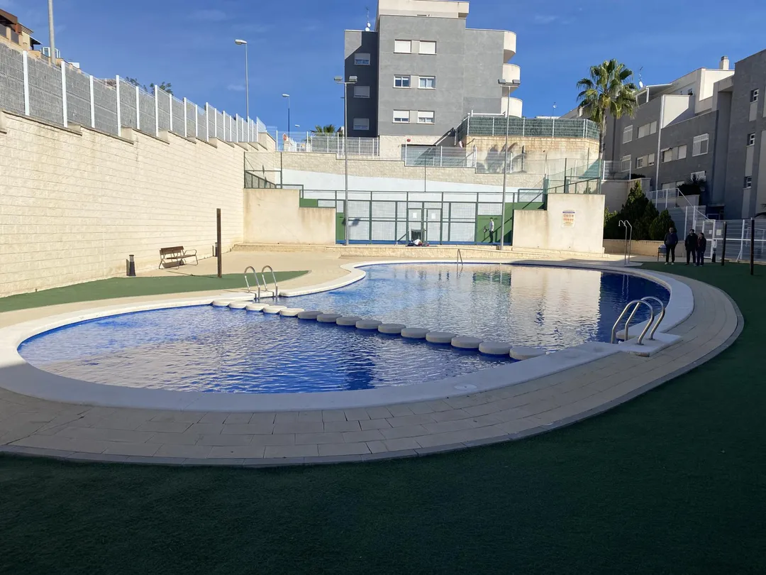 Piso en  Avenida del Montañal 112M - Foto 1