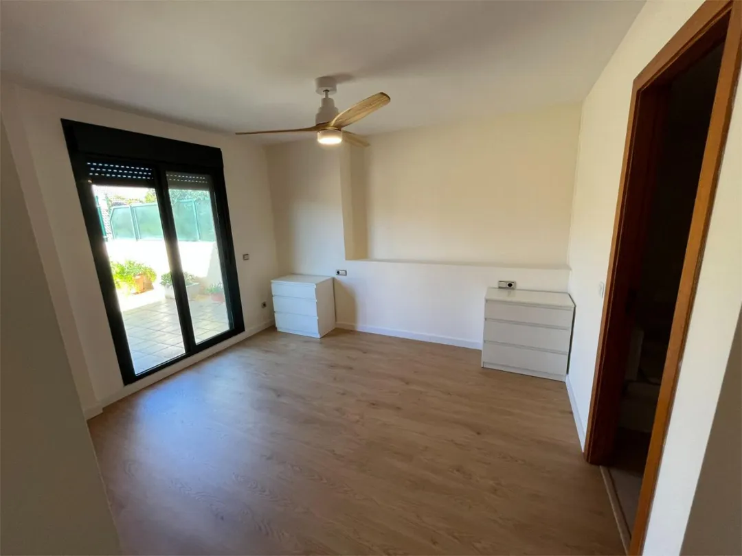 Piso en  Carrer de Josep d'Oleza 4 - Foto 15