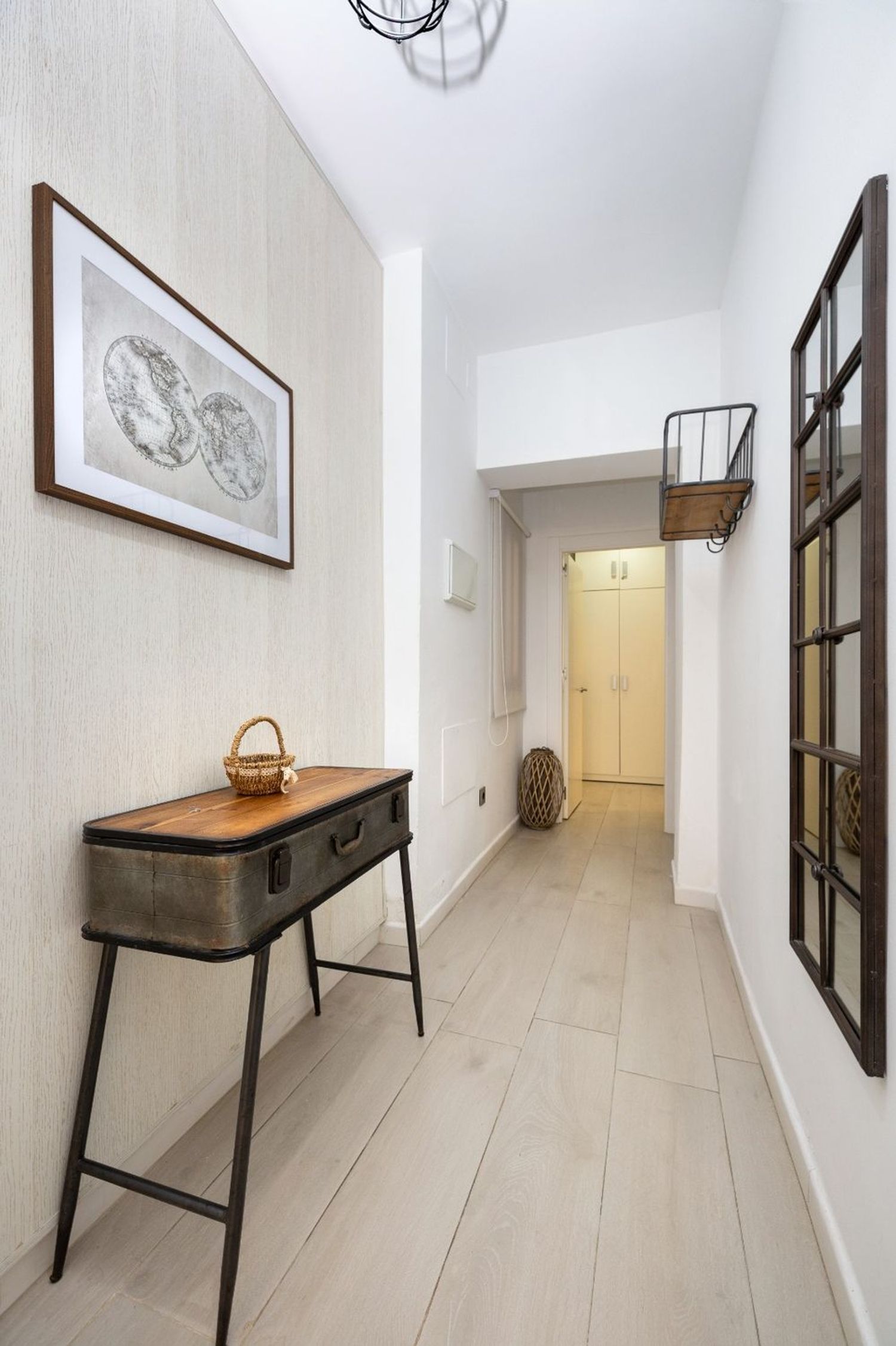 Piso en Calle Jesús y María, 8 - Foto 33