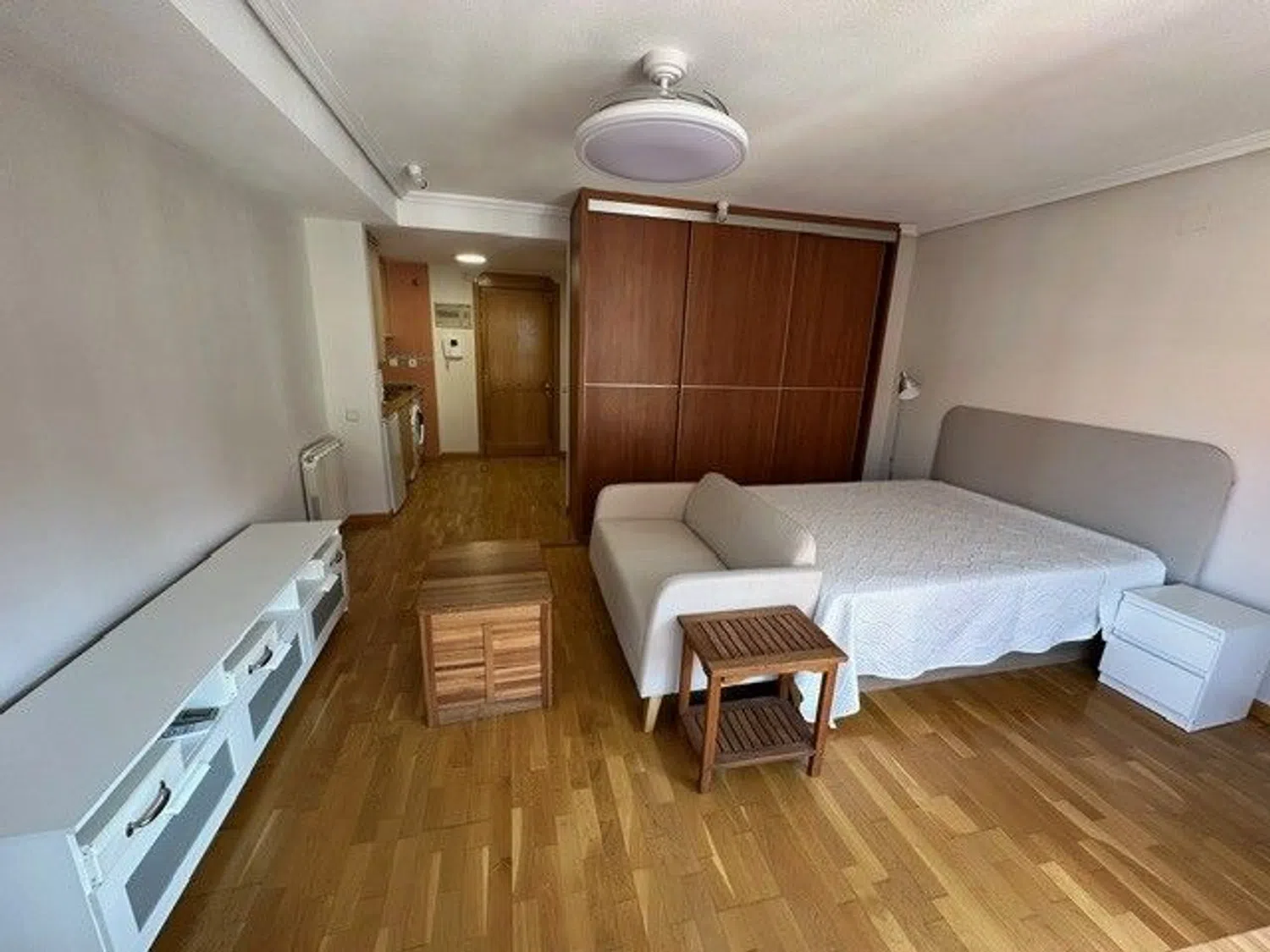 Estudio en paseo de las Acacias, 30 - Foto 2