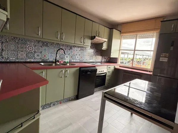 Chalet adosado en Burguillos de Toledo - Foto 3