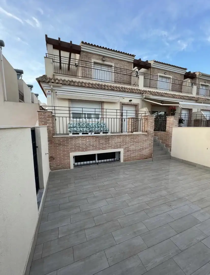 Casa adosada en  Calle Maestro Joaquín Sánchez 86 - Foto 3
