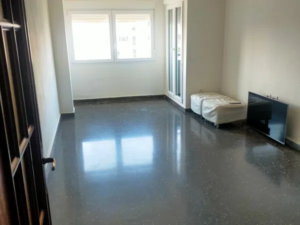 Piso en Calle del Riu Nervión - Foto 4