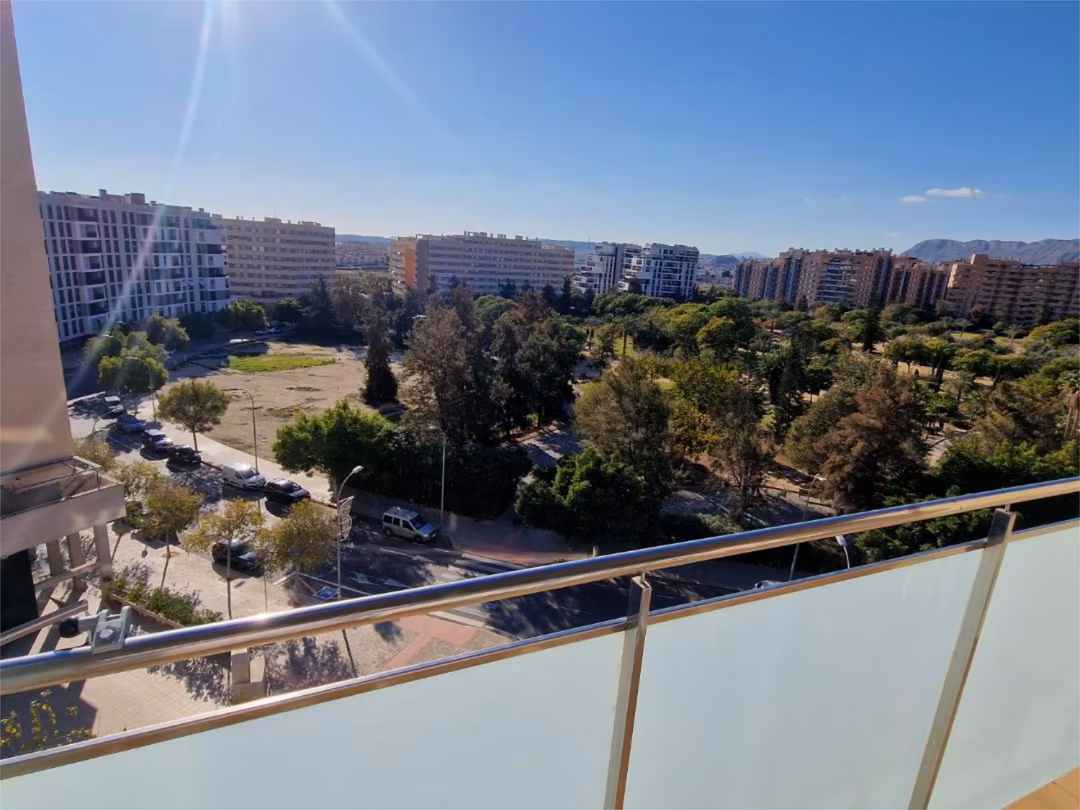 Piso en  Calle Médico Andrés Boldó 2 - Foto 18