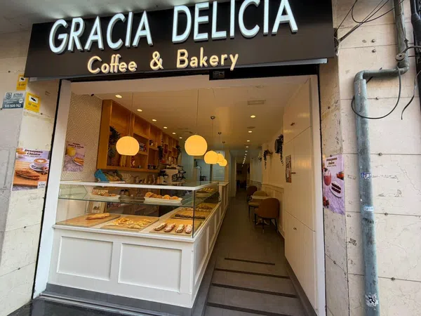 Cafetería, bar en traspaso en Calle del Montseny - Foto 2