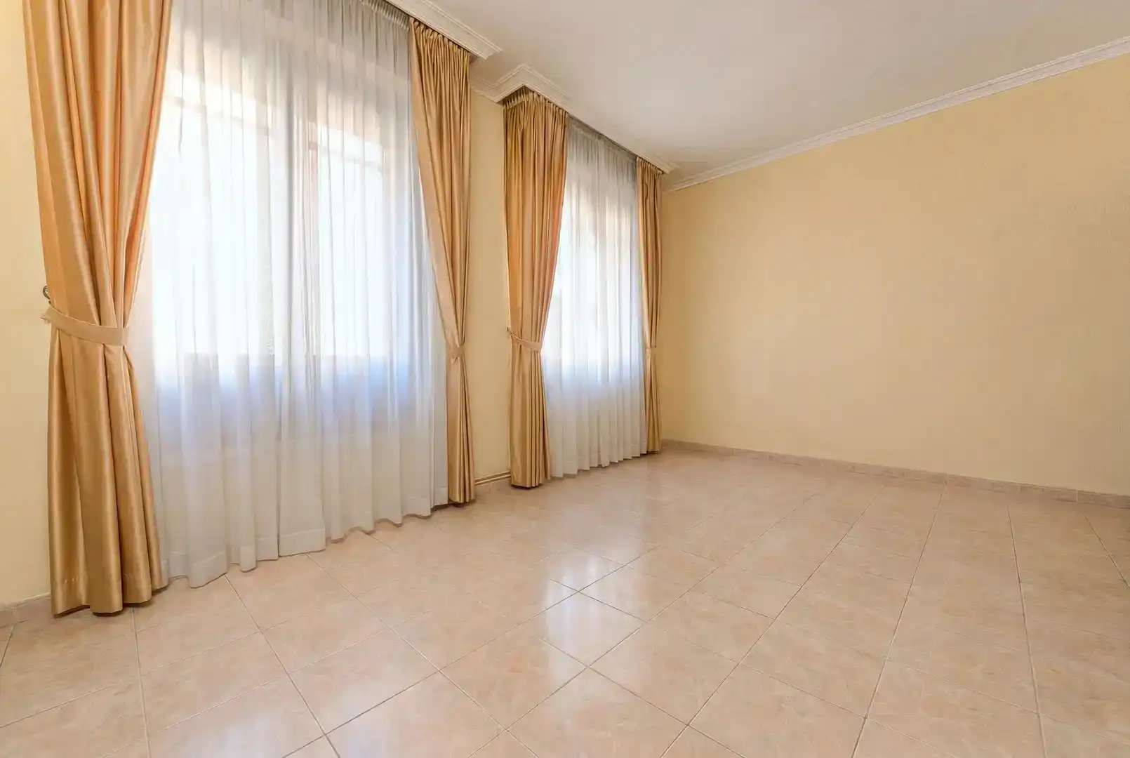 Casa adosada en  Rúa Arzobispo Gelmírez 17 - Foto 16