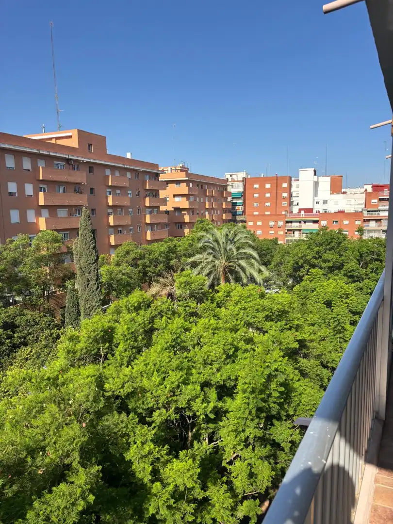 Piso en  Carrer de Méndez Núñez - Foto 16
