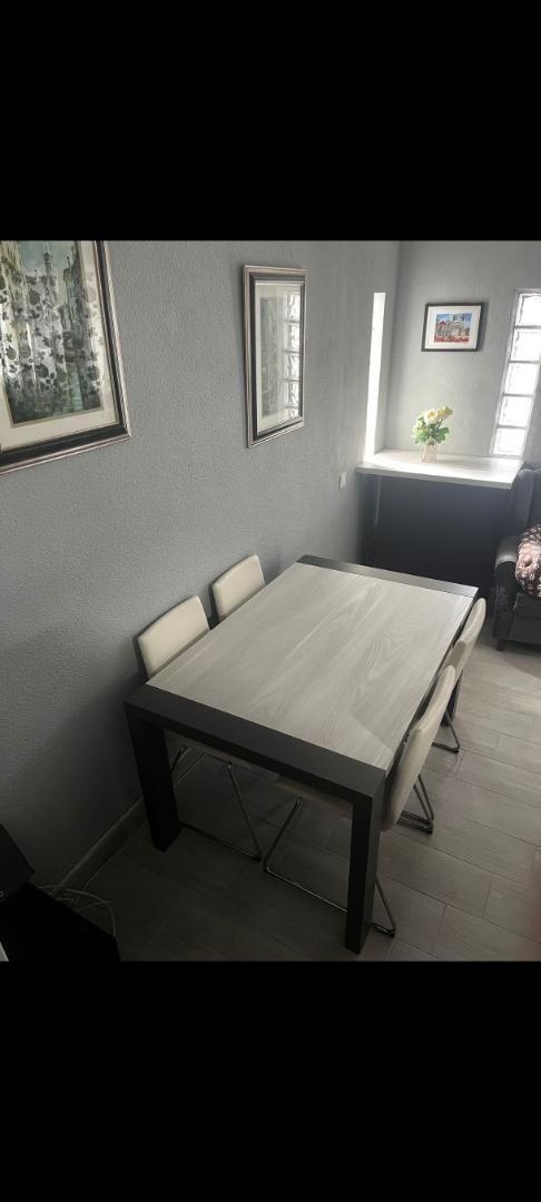 Piso en  Calle de la Pluma 7