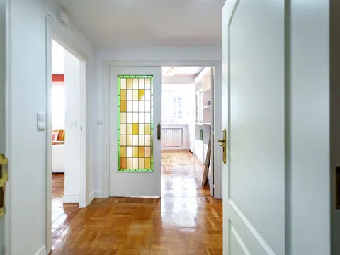 Piso en calle de Orense, 7