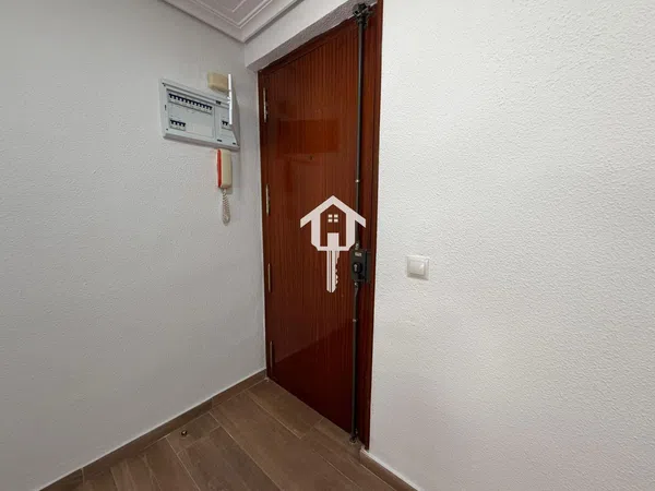 Piso en Calle Huesca - Foto 2