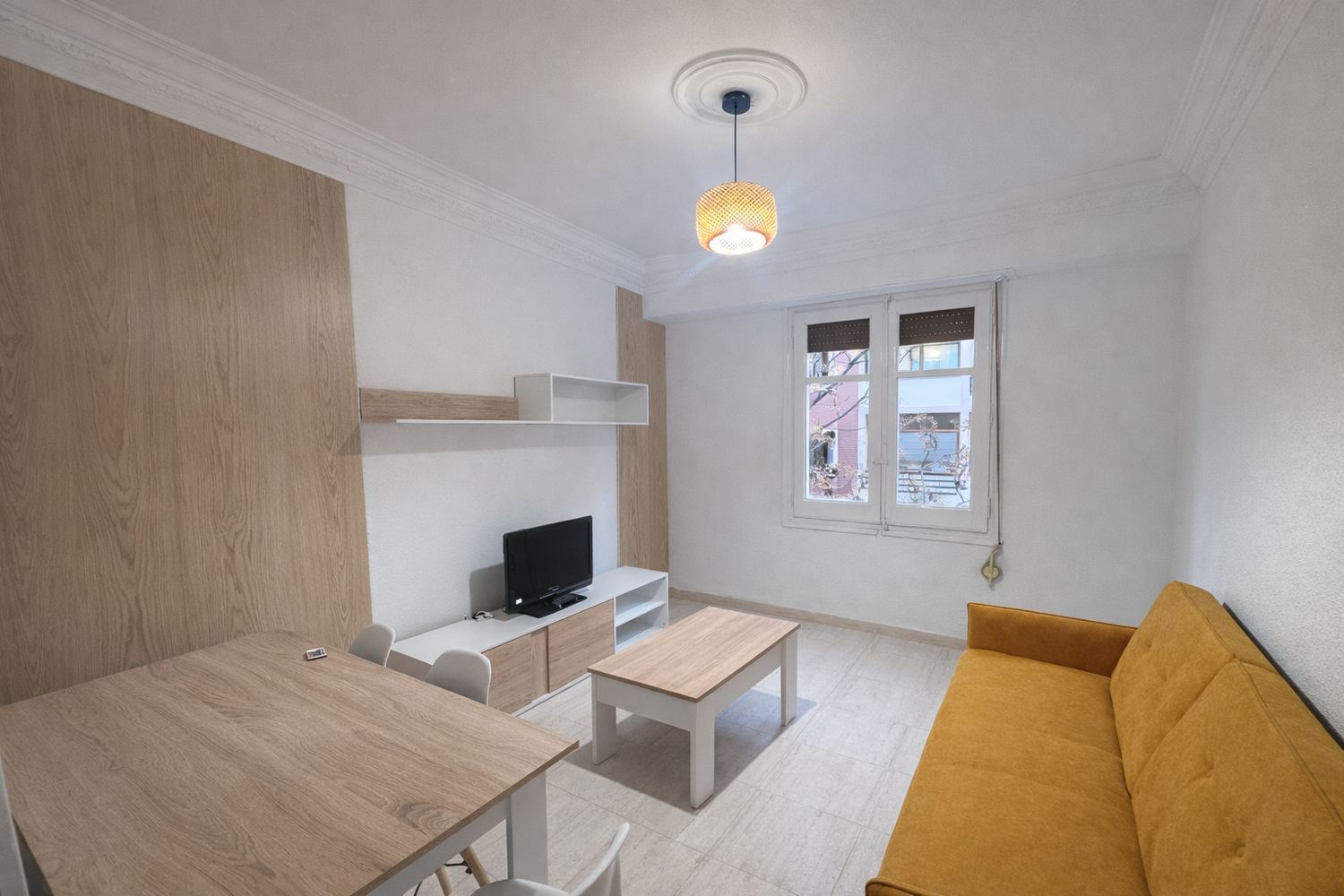 Piso en calle de José Moncasi, 22 - Foto 1