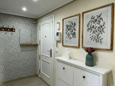 Piso en avenida Cañito Bazán, 2