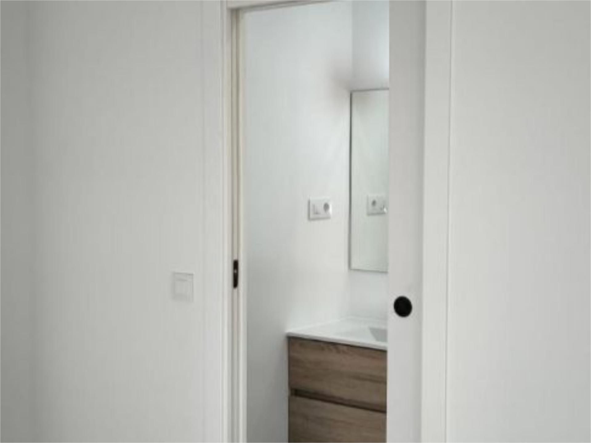 Piso en  Calle de Eugenia de Montijo 80 - Foto 20