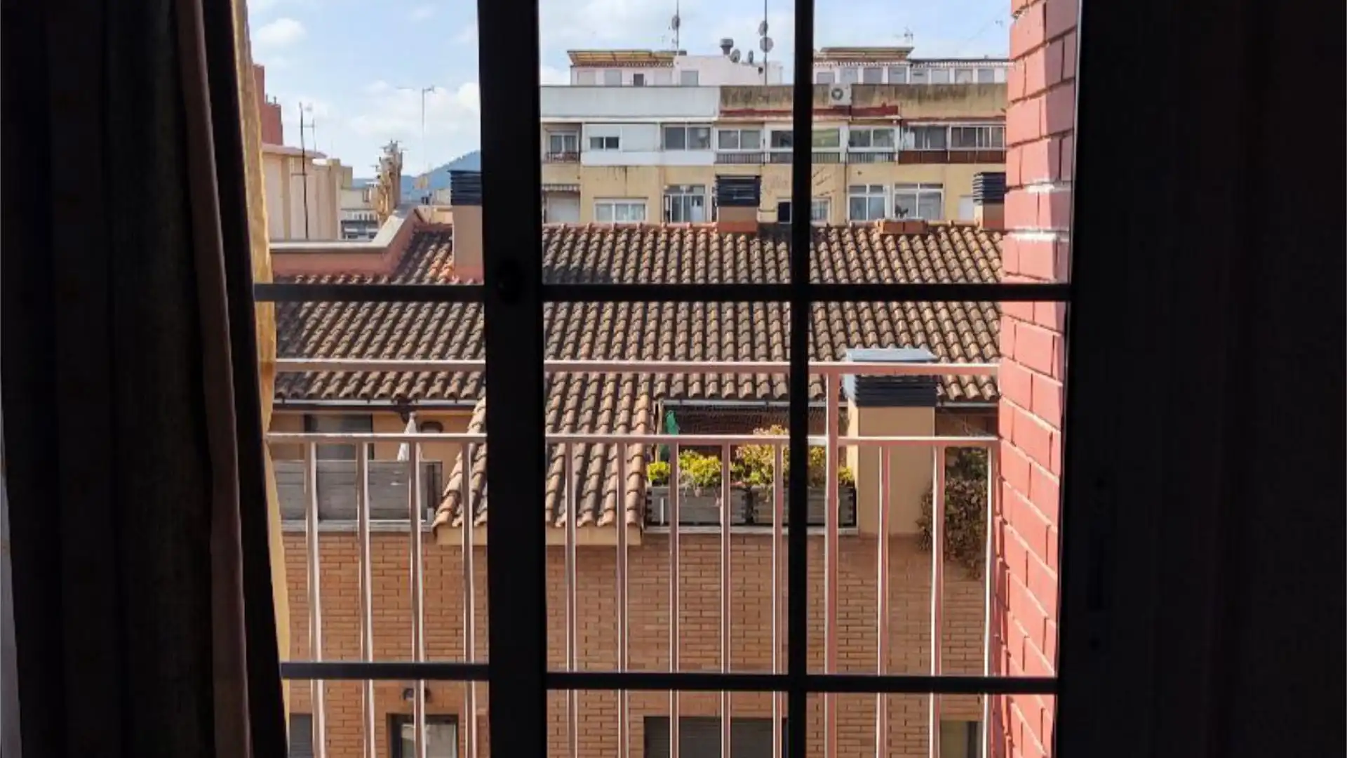 Piso en  Carrer de Víctor Balaguer 37 - Foto 4