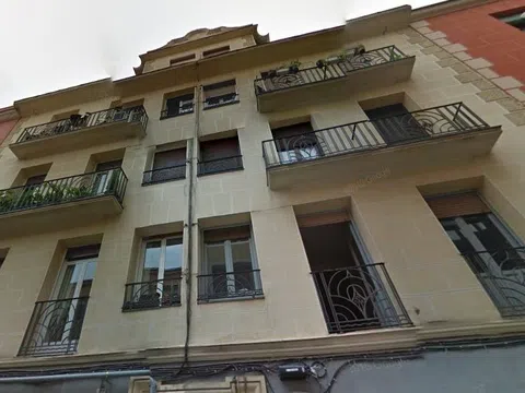 Piso en calle de Quiñones, 15