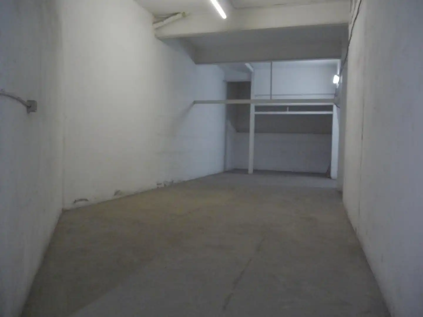 Local comercial en Ripollet - Foto 3