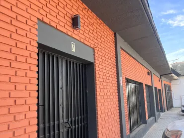 Local comercial en  Avenida de la Constitución 148 - Foto 2