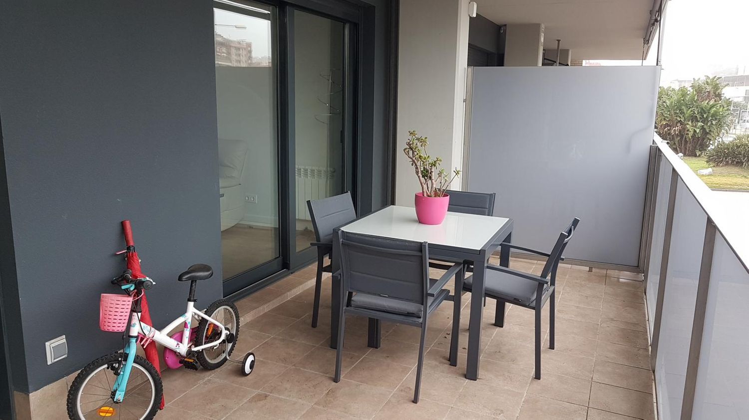 Piso en calle d'Antoni Bori, 84 - Foto 4