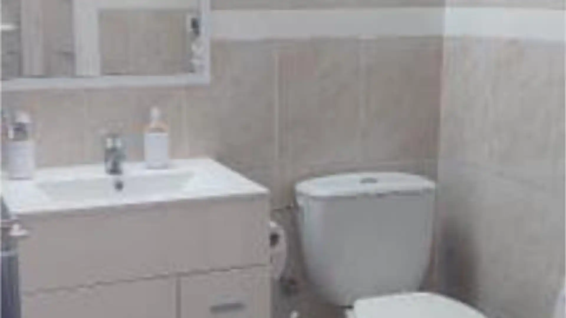 Estudio en Torremolinos. Malaga - Foto 3