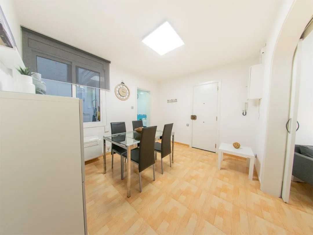 Piso en  Carrer d'Iscle Soler 24 - Foto 4