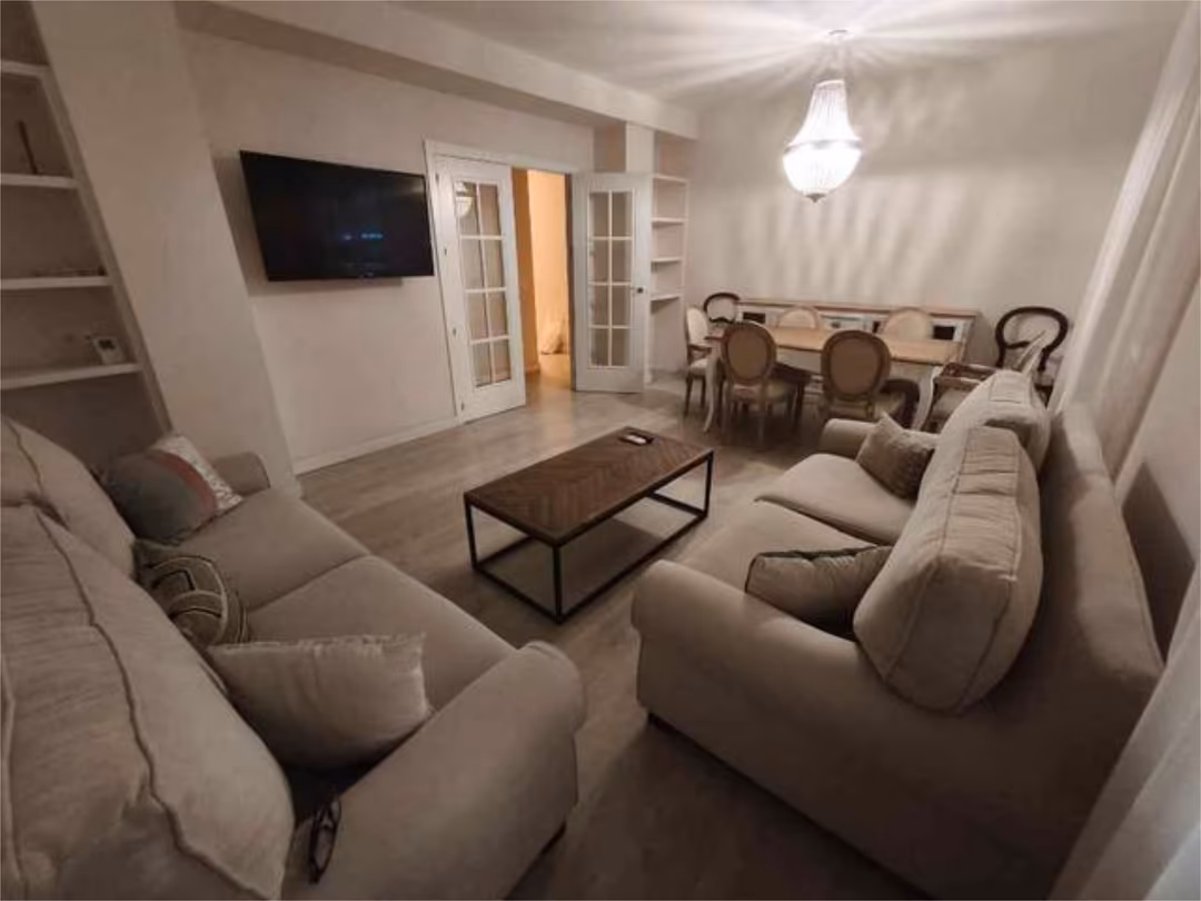 Piso en Nervión - Foto 2