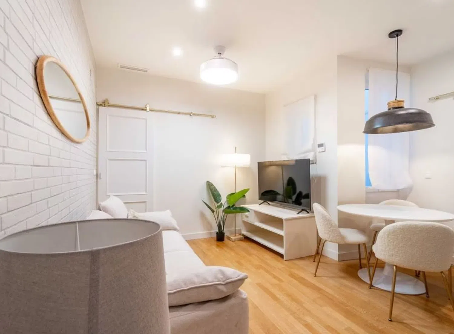 Piso en C. Granada, 64 - Foto 2