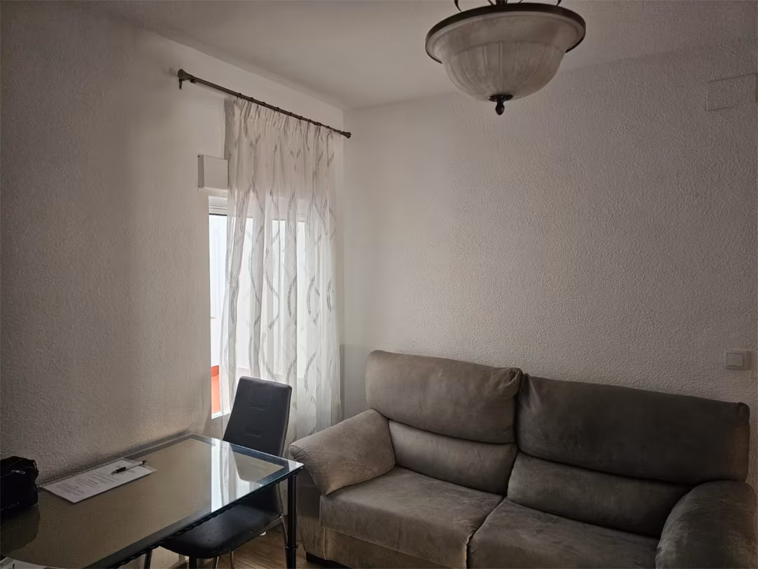 Piso en  Calle Luis Valenzuela 2 - Foto 8