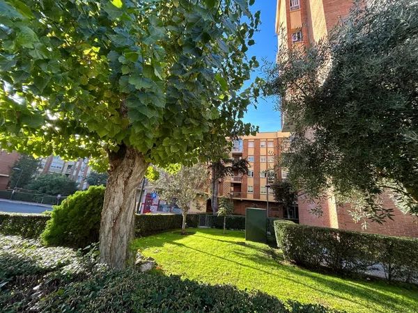 Piso en Cervantes, 7