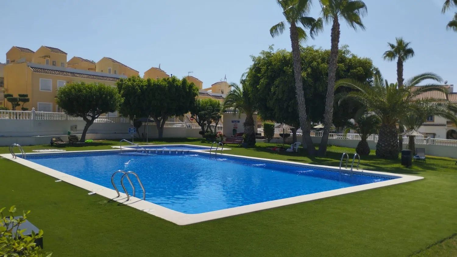 Chalet adosado en calle Orden del Corintio, 206 - Foto 4