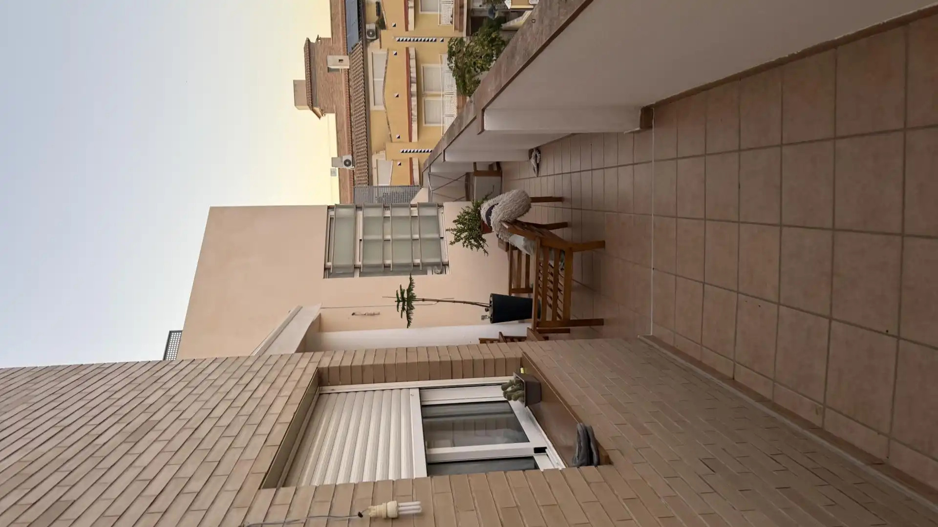 Piso en  Calle Maestro Adolfo Diaz 13 - Foto 8