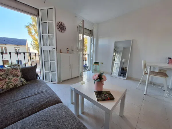 Piso en calle Bolivia, 57 - Foto 2